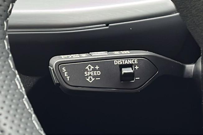 AUDI  Audi Q4 Sportback Photo 28