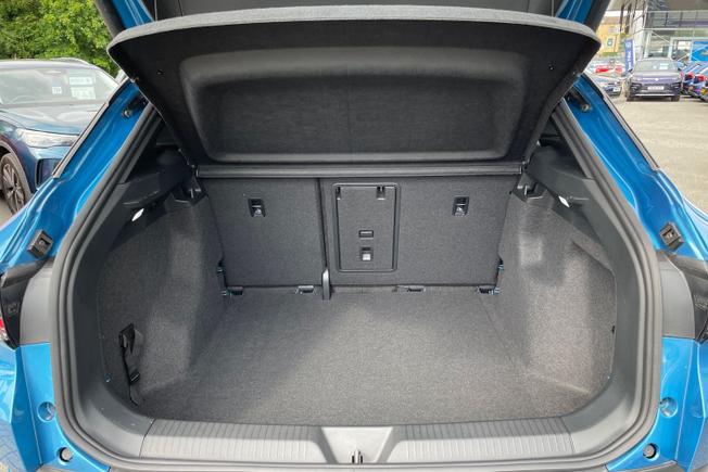 Volkswagen ID.4 Photo 12
