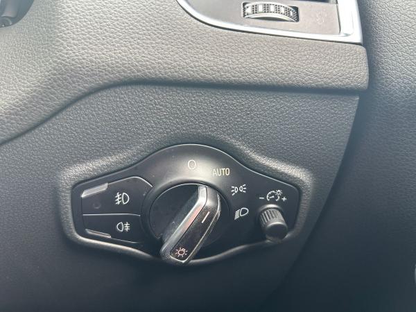 Audi SQ5 Photo autoimg-dec8183998179e04b6015b3c7d09ca3d2341b5ef.jpg