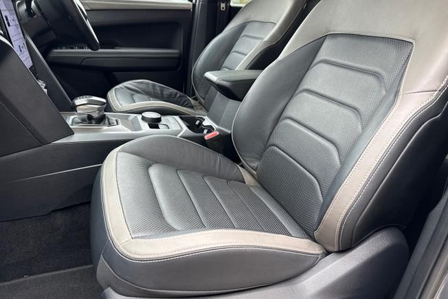 VOLKSWAGEN Amarok Photo 37