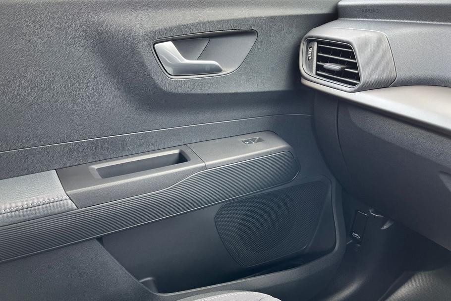 Used Ford E-Transit Courier LG25ALD 23