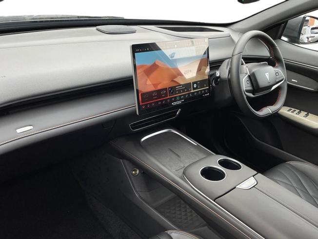 CHANGAN Deepal S07 Photo 2