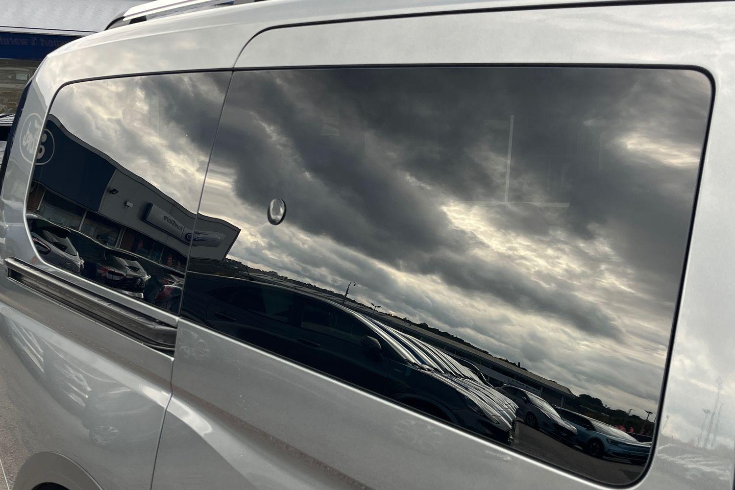 Ford TOURNEO CONNECT Photo 38