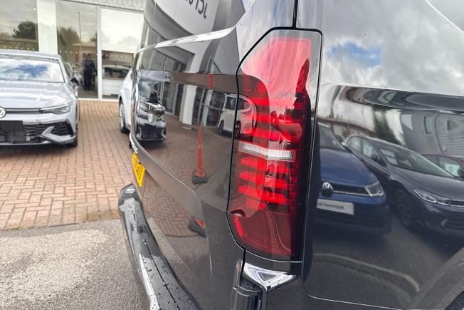 Volkswagen Transporter Photo 18