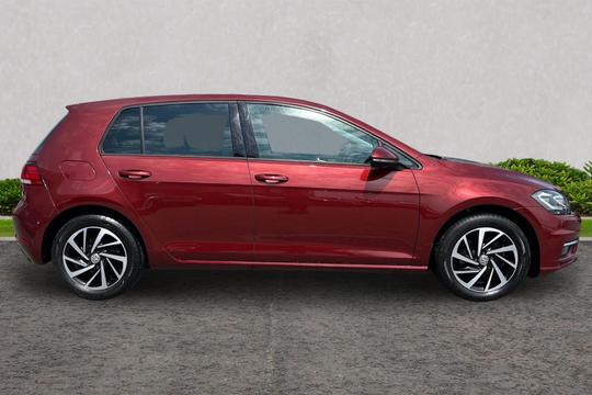 Volkswagen Golf Photo autoimg-ded01fc44a3479c265341c2ca28024d4fa251560.jpg