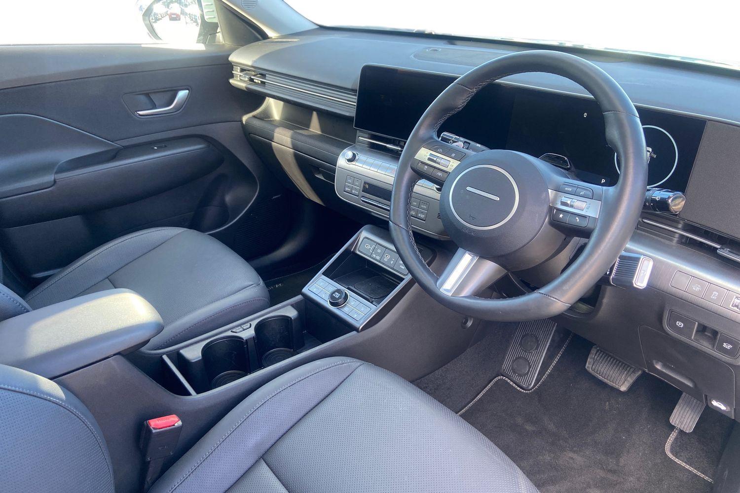 Hyundai KONA Photo 8