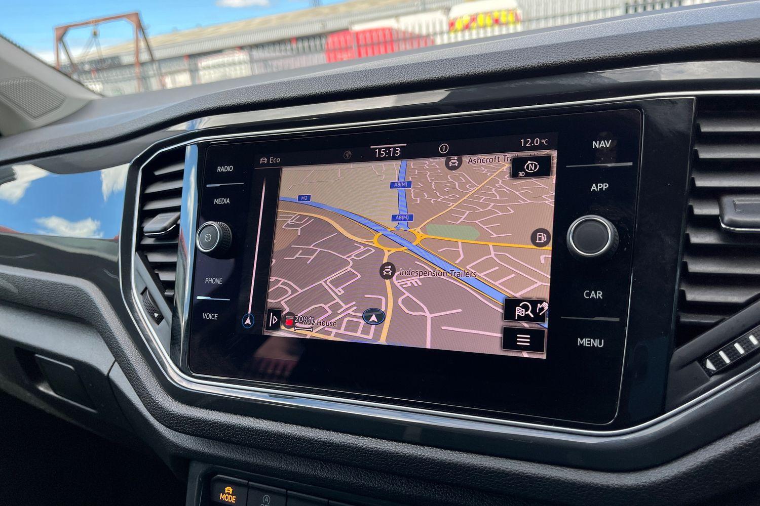 Volkswagen T-ROC Photo 28