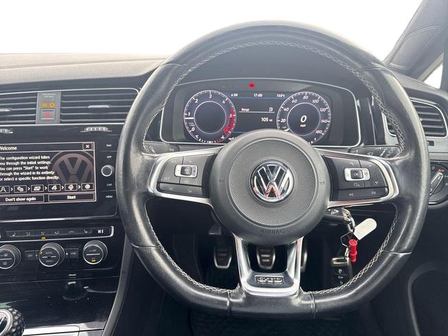 VOLKSWAGEN Golf Photo 11