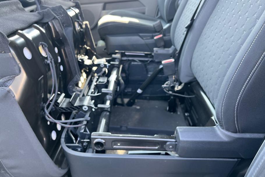 Used Ford TRANSIT CUSTOM DV24HPE 8