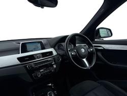 BMW X1 Photo 2