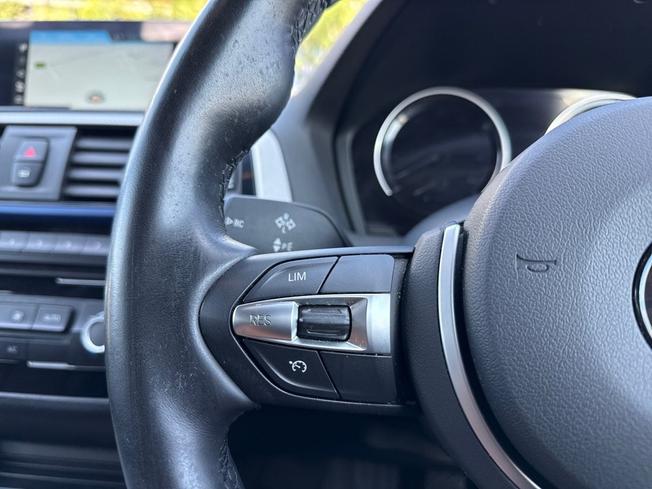 BMW 1 Series Photo 16