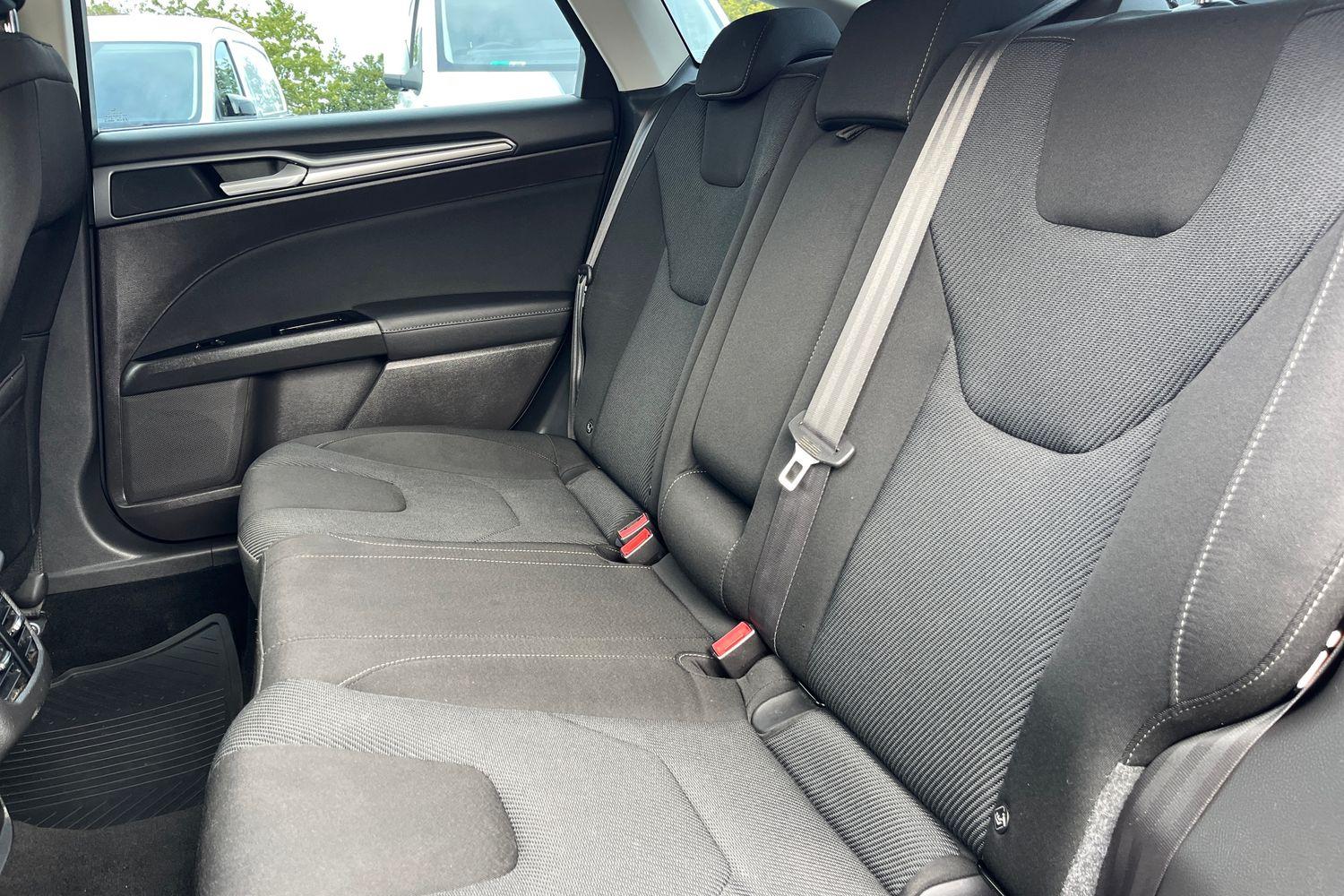 Ford MONDEO Photo 19