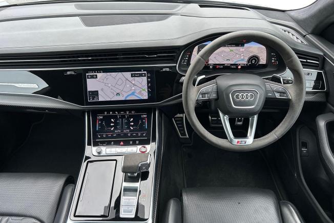 AUDI Rsq8 Photo 10