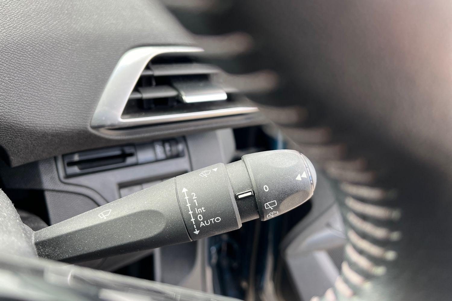 Peugeot 5008 Photo 14