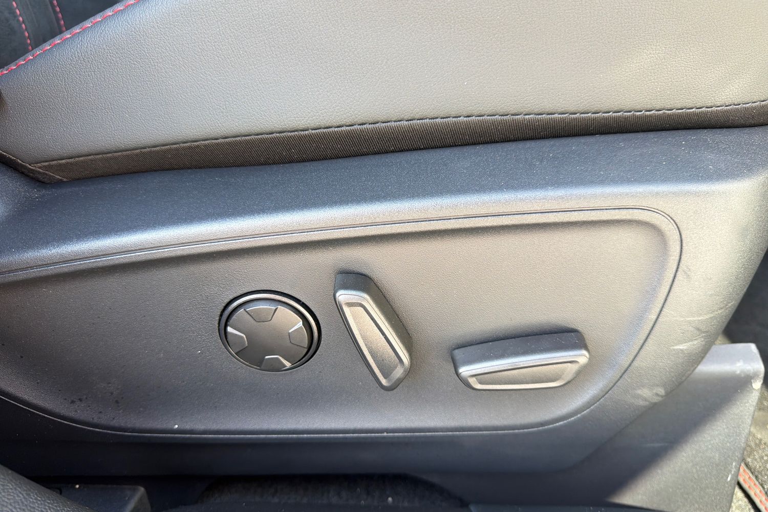 Ford Kuga Photo 34