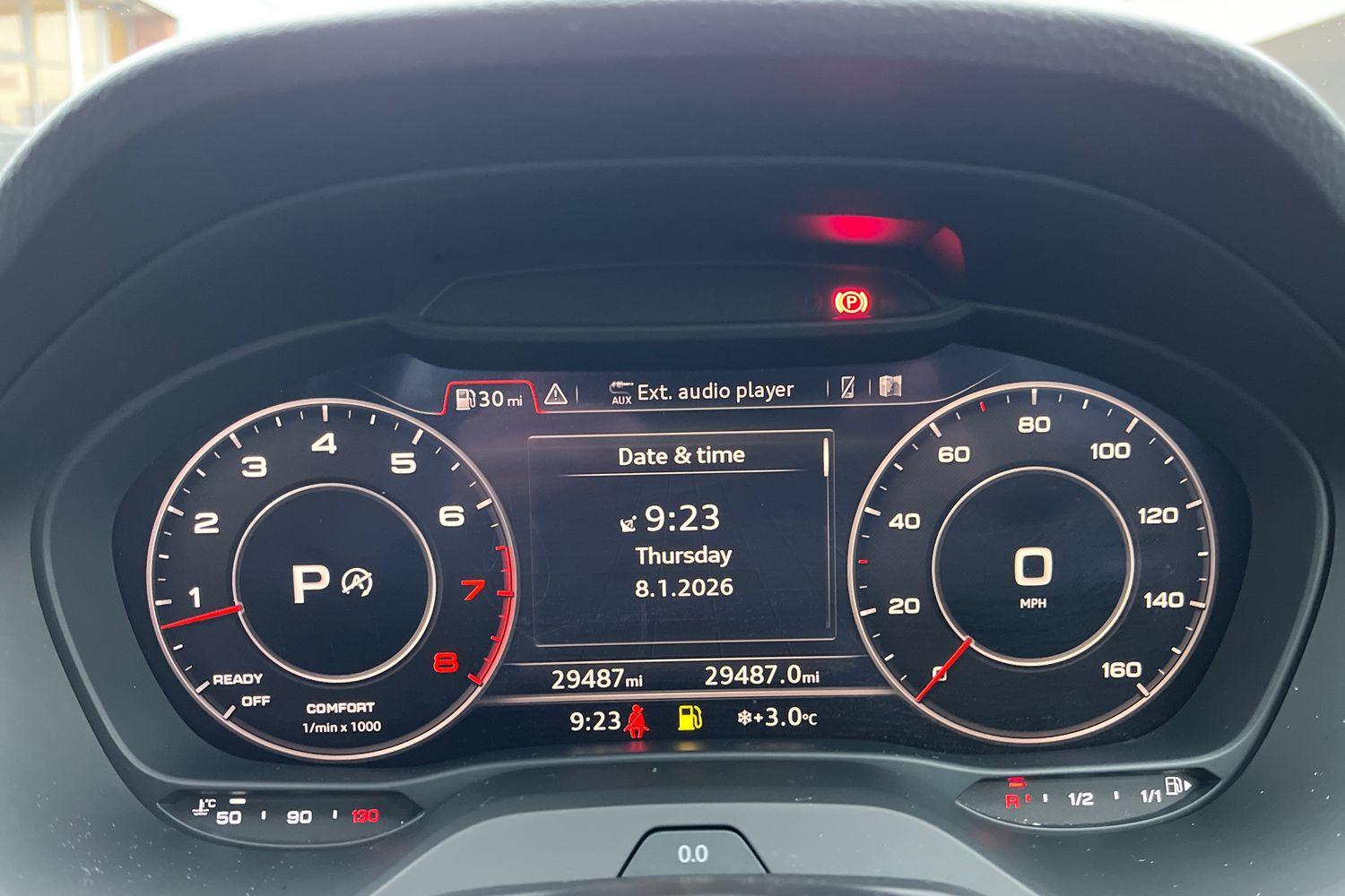 Audi Q2 Photo 12