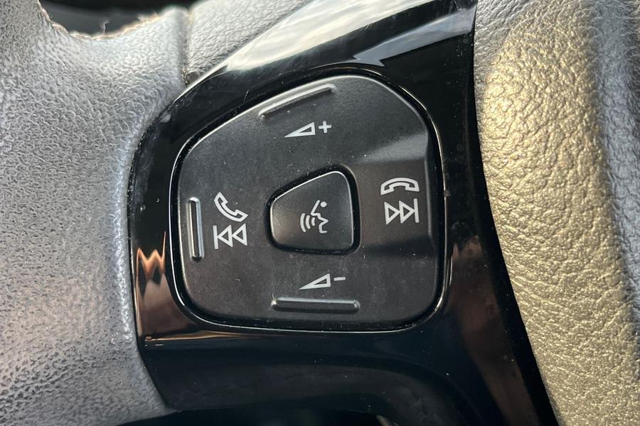 Ford KA+ Photo autoimg-deeea66ea2026123a7a4ec958f125cfc53d06c8d.jpg