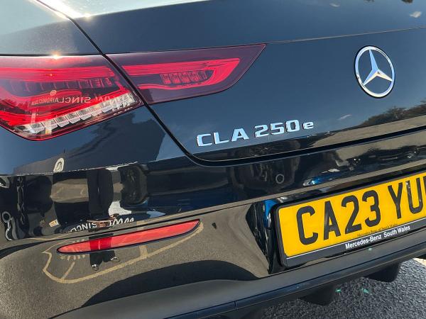 Mercedes-Benz CLA Photo autoimg-deeebdf37fad4e928db160a3060a5b31bb608427.jpg