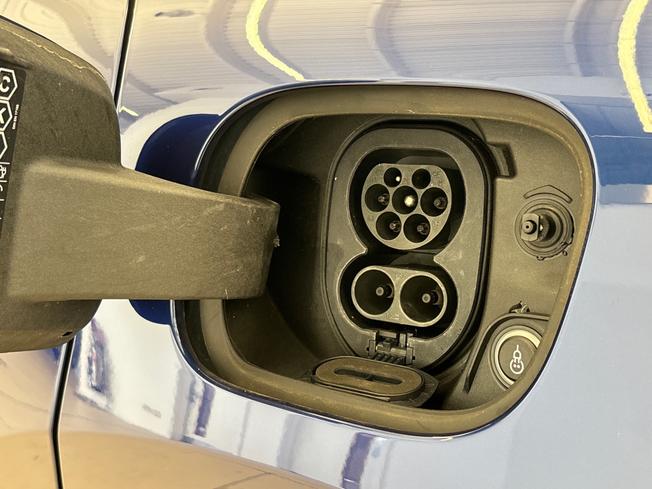 PORSCHE Macan Photo 48