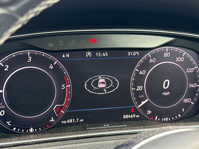 VOLKSWAGEN Golf Photo 15