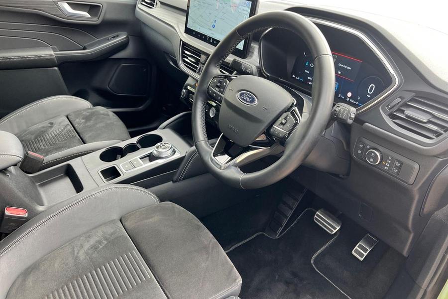 Ford Kuga Photo autoimg-defcbc6f7991ddd593a5fc6b6a33e03d512902a5.jpg