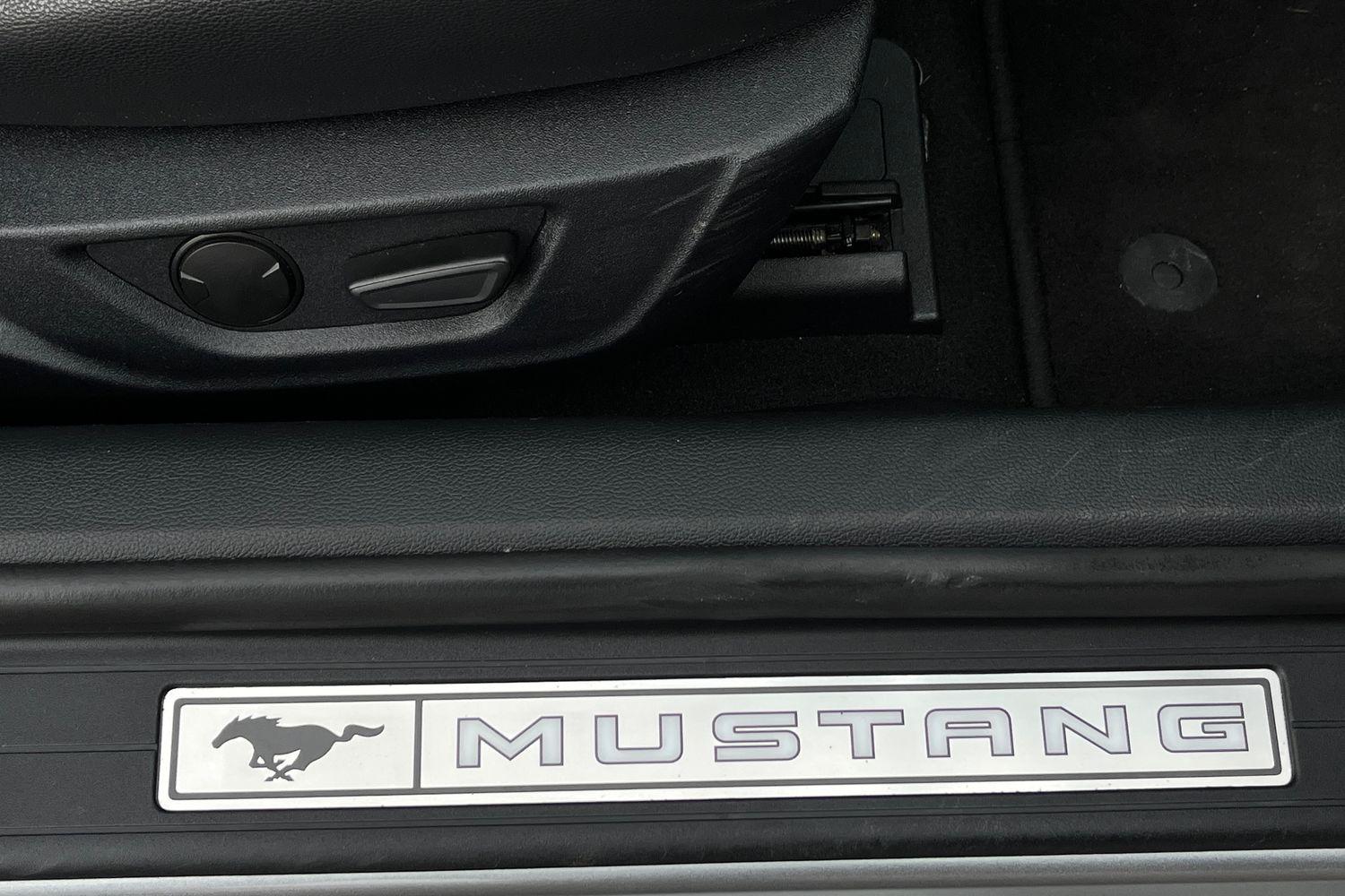 Ford Mustang Photo 25
