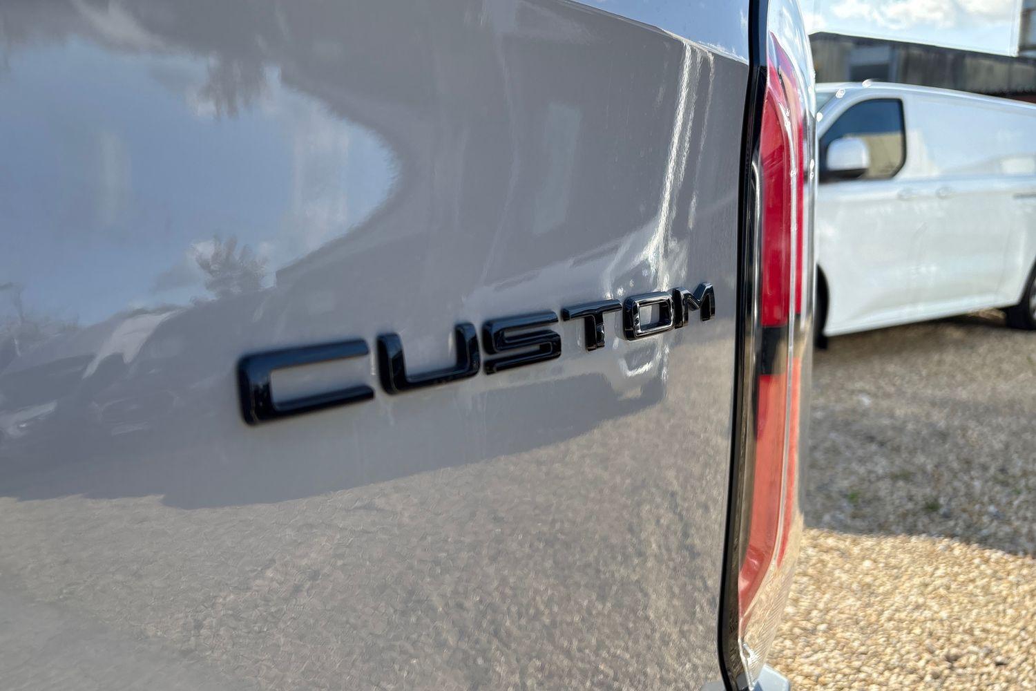 Ford TRANSIT CUSTOM Photo 19