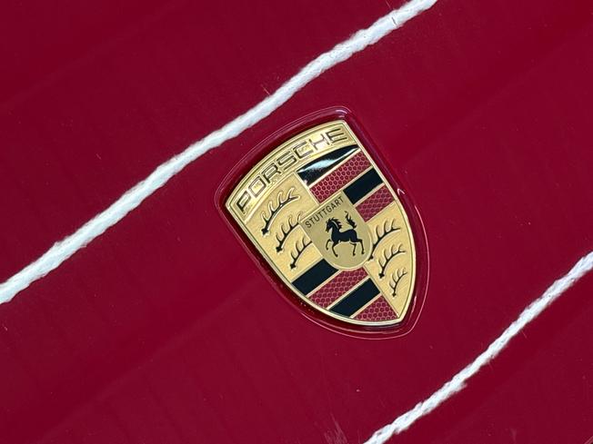 PORSCHE 911 Photo 37