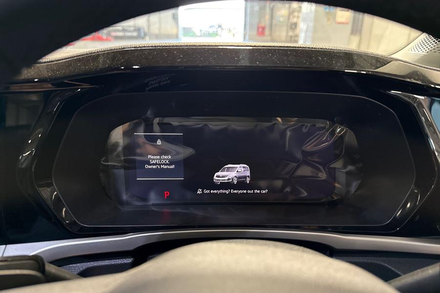 Ford Tourneo Connect Photo autoimg-df0a9830554f68de5d1492734fda9b8e2ee1ccb4.jpg