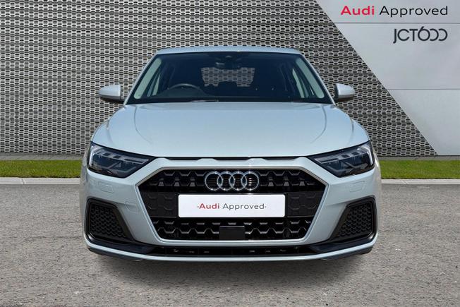 AUDI A1 Photo 8