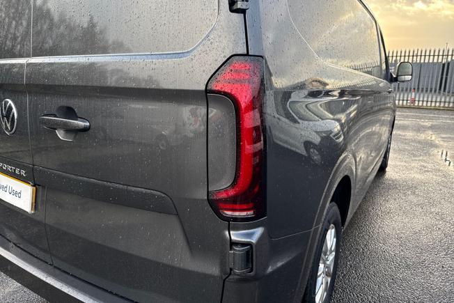 Volkswagen E-Transporter Photo 18