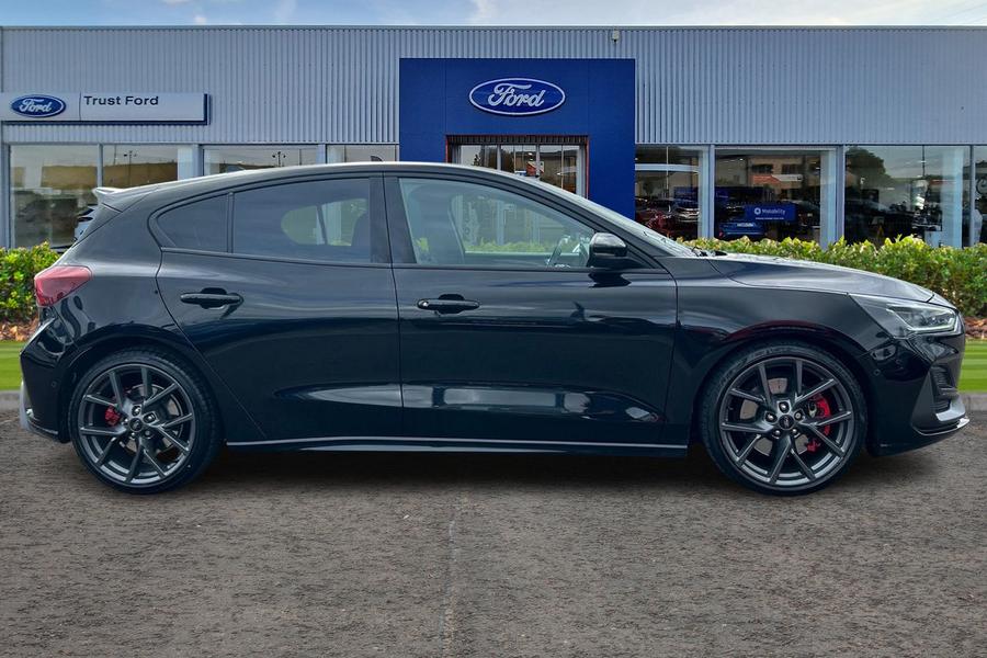 Ford Focus Photo autoimg-df12ae69fd44c8bbaa301ed3af2bff6b6aa9cdcf.jpg