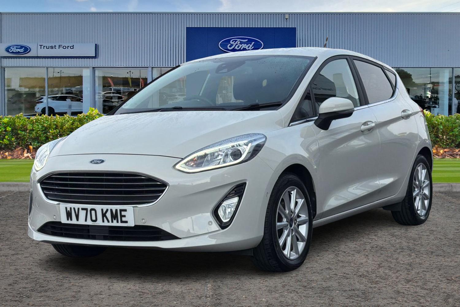 Ford FIESTA Photo 4