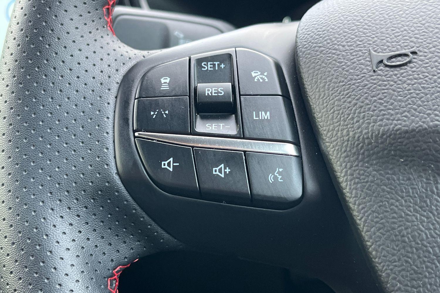 Ford Kuga Photo 31