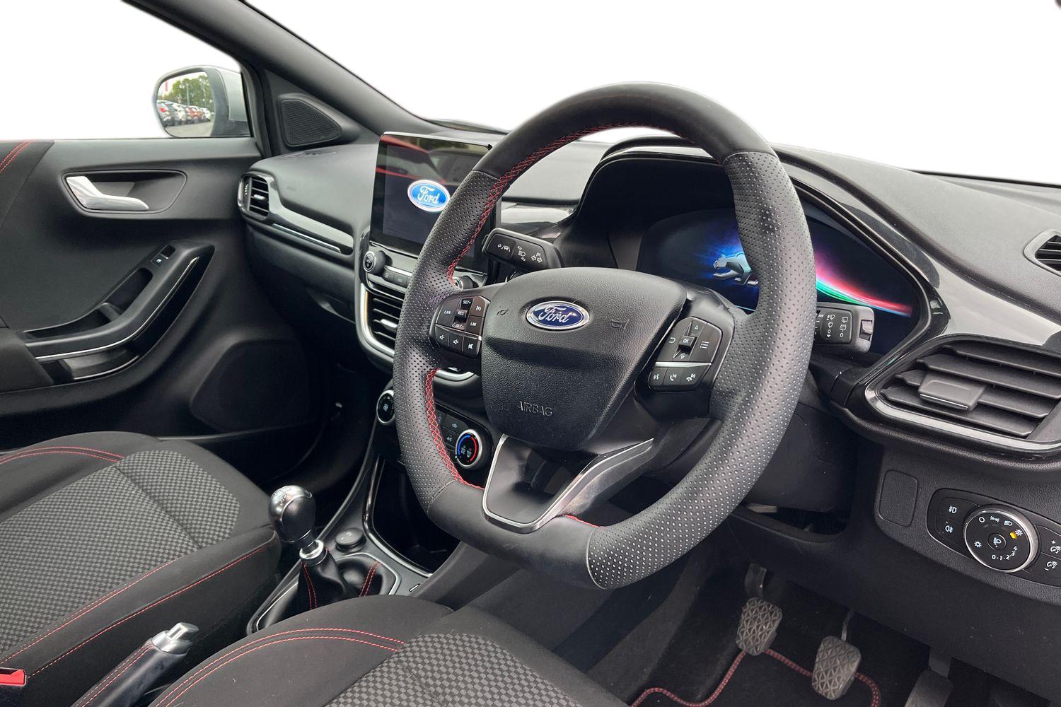 Ford PUMA Photo 8