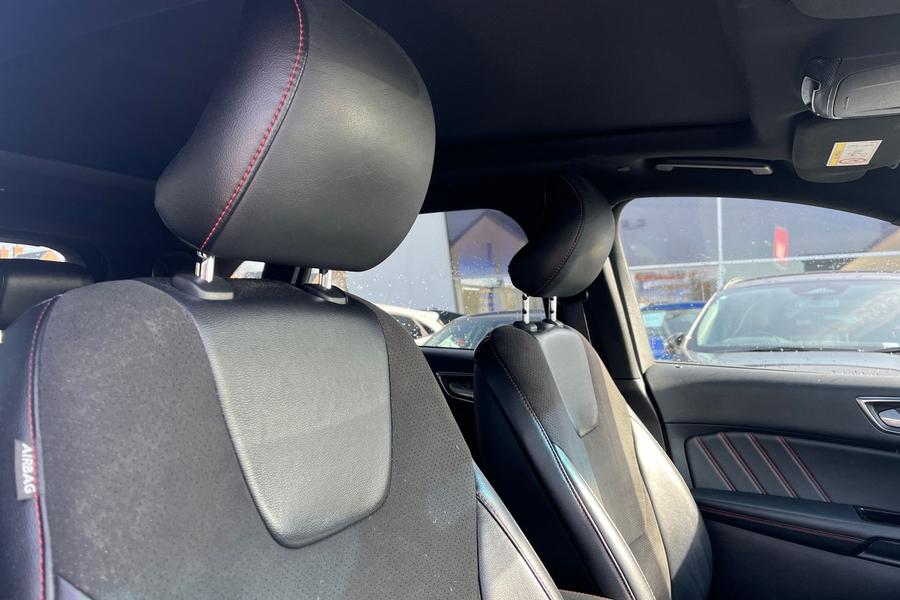 Ford EDGE Photo autoimg-df202435af13cd5ce897c70be0e90546c39ff902.jpg