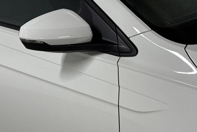 VOLKSWAGEN Polo Photo 20