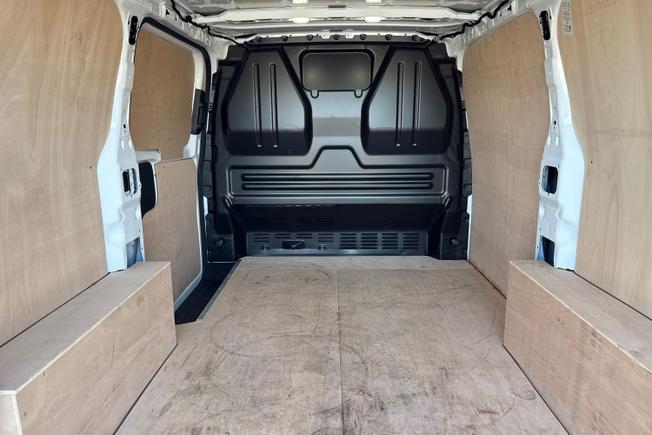 VOLKSWAGEN e-Transporter Photo 12