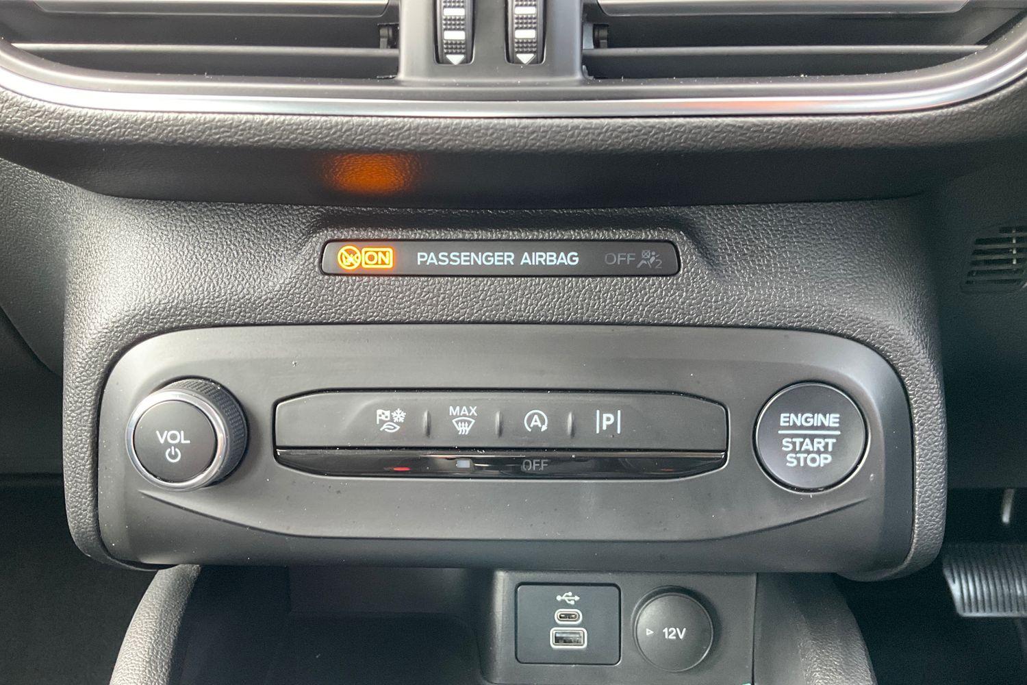 Ford Focus Photo 29