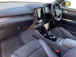 Volvo Xc40 Photo 2