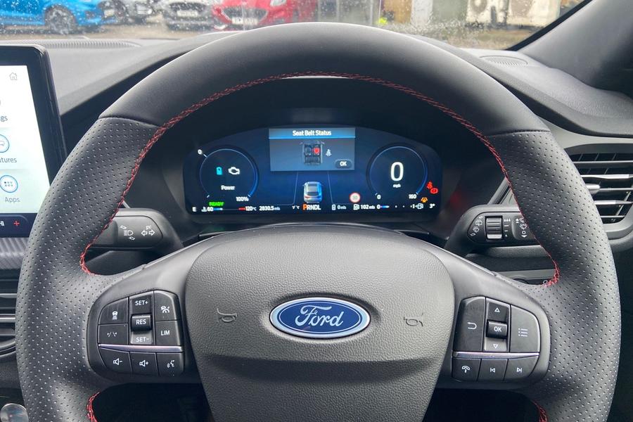 Ford Kuga Photo autoimg-df2a1c1cd3a1b2432410b515078ff1ac83c5d30e.jpg