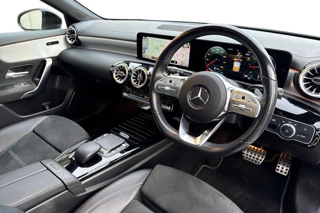 MERCEDES-BENZ A Class Photo 6