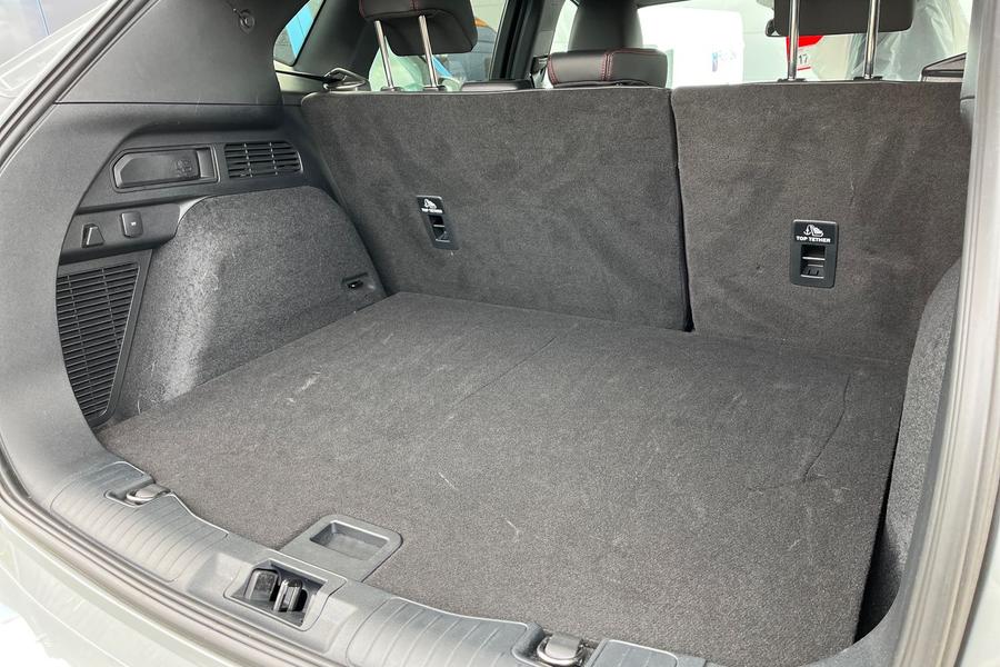 Ford Kuga Photo autoimg-df2e502b098c10a7e0cde807cdfa6513a4497b07.jpg