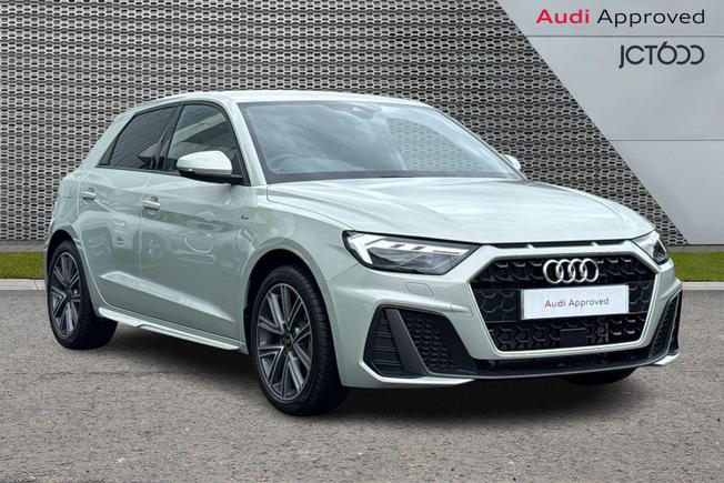 AUDI A1 Photo 1