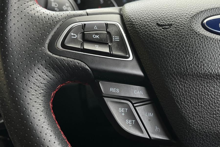 Ford Ecosport Photo autoimg-df3060c235af919a68cb41d1a290a70aa3c0fa81.jpg