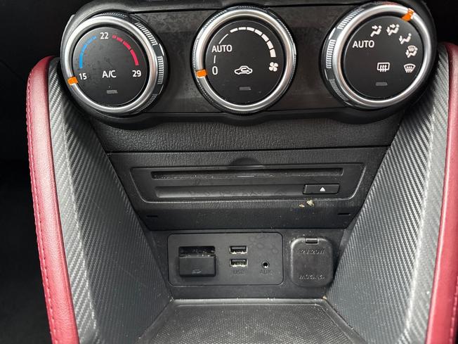 MAZDA CX-3 Photo 33