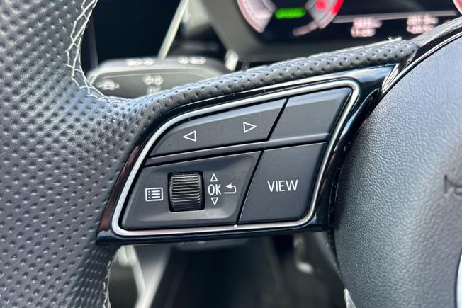 AUDI A3 Photo 16