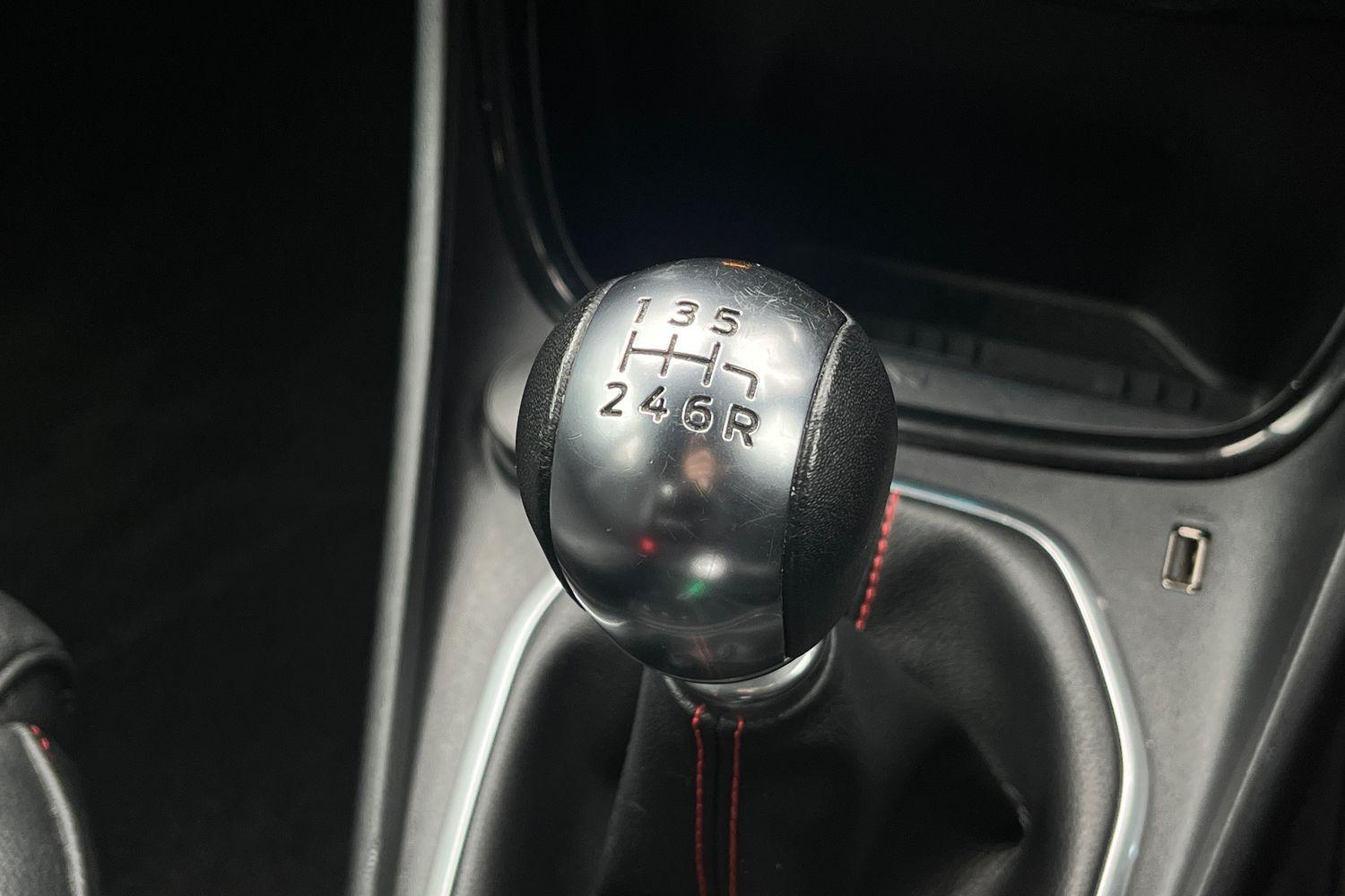 Ford PUMA Photo 27