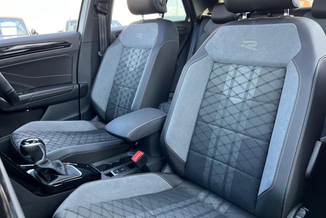 VOLKSWAGEN T-Roc Photo 22