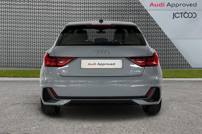 AUDI A1 Photo 7